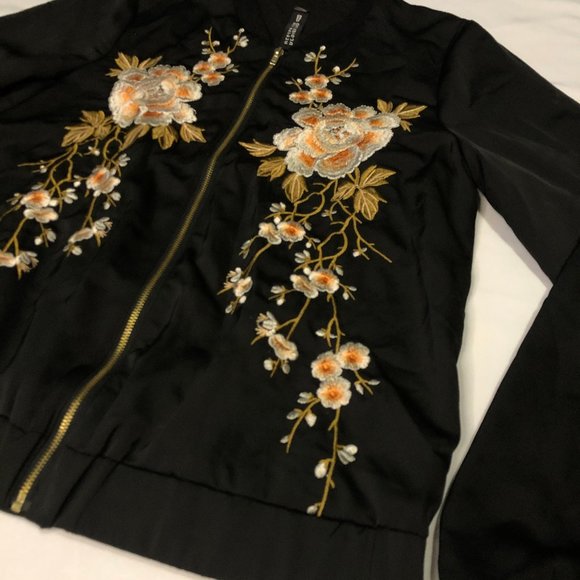 Design Lab Floral Embroidered Bomber Jacket XS Black with Peach, Orange, White - Picture 6 of 13